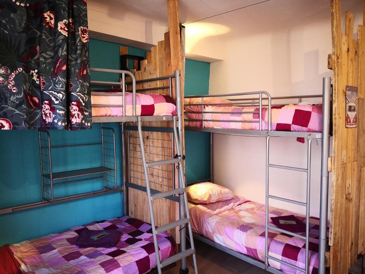 Surf Hostel Biarritz Bagian luar foto