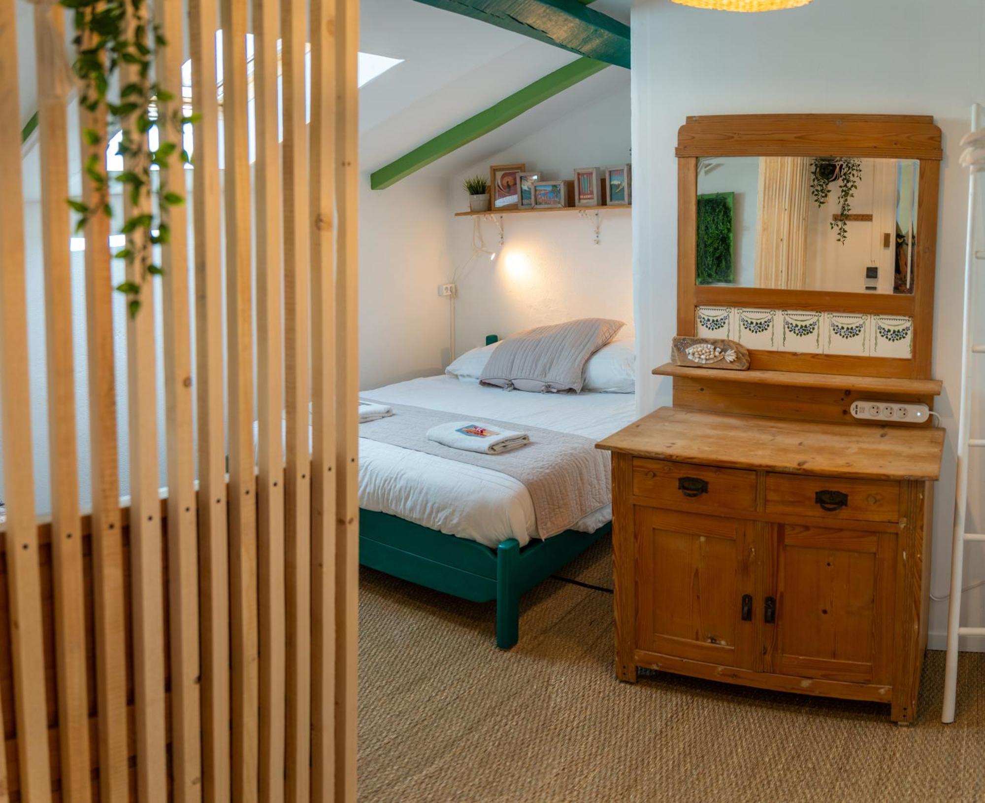 Surf Hostel Biarritz Bagian luar foto