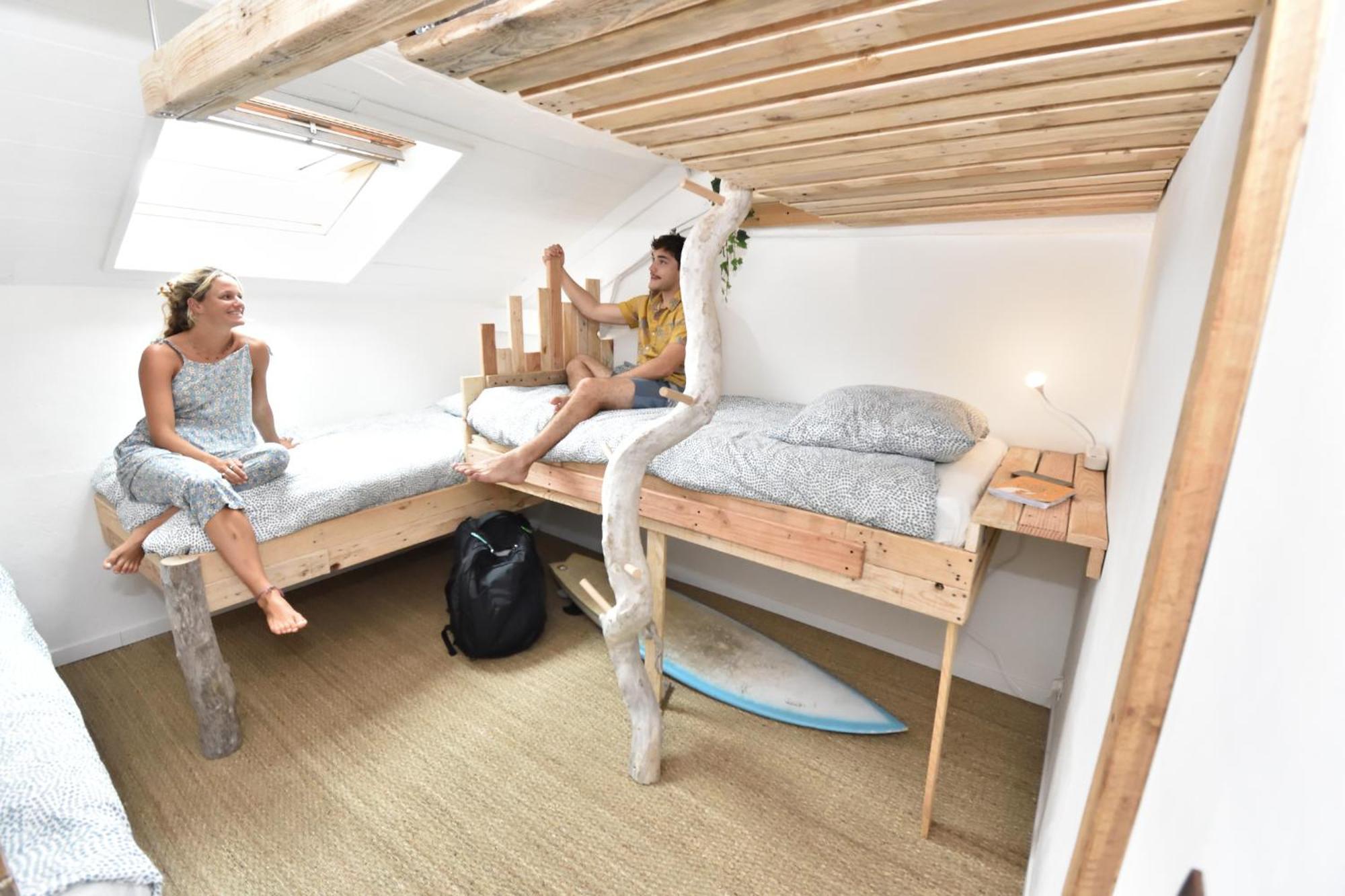 Surf Hostel Biarritz Bagian luar foto